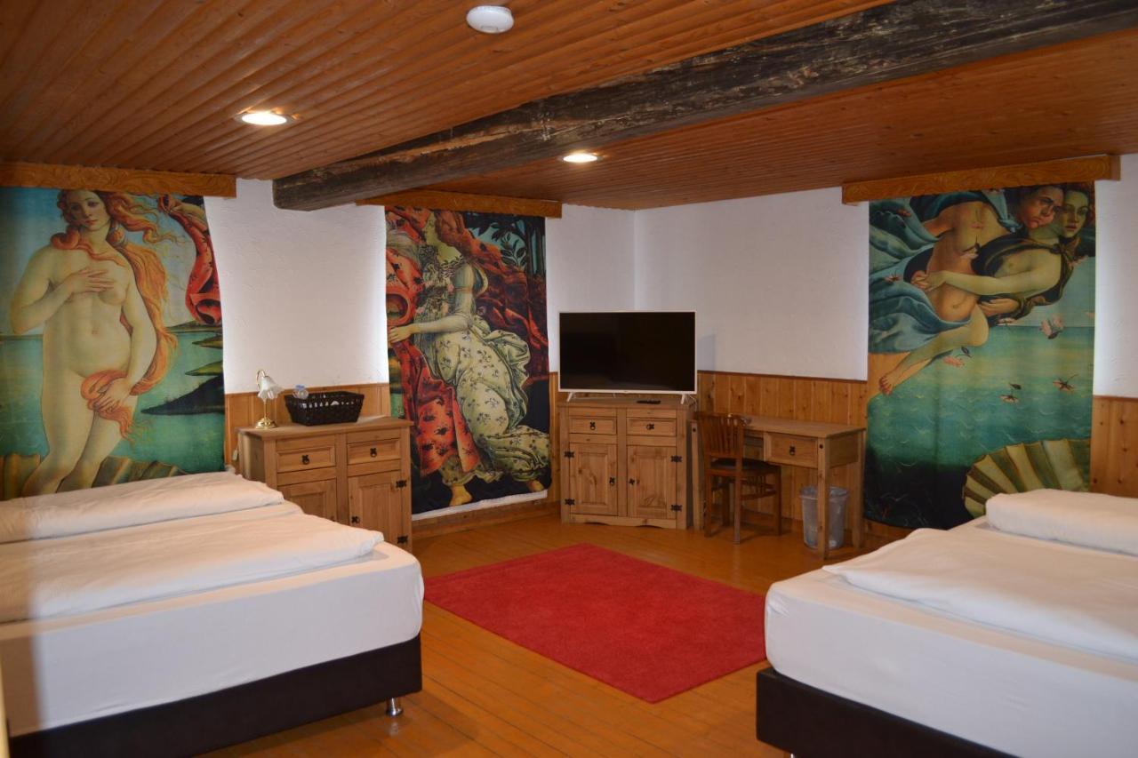 Hotel Altes Faehrhaus Duisburgo Esterno foto